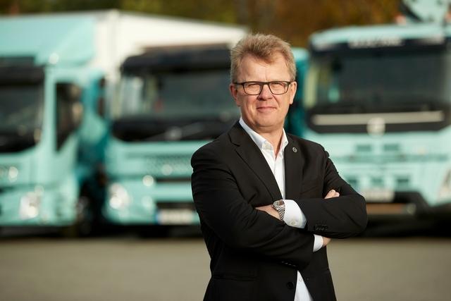 Volvo Trucks consegna la prima autobetoniera elettrica a CEMEX