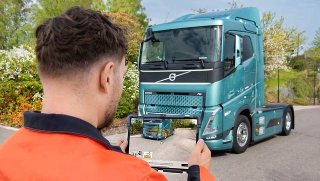 Volvo Group lancia la prima app al mondo per la sicurezza dei camion elettrici con la tecnologia della Realtà Aumentata per i primi soccorritori