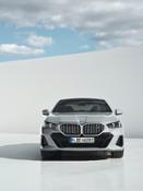 Photo Set - The new BMW i5 eDrive40 - Studio, still shots, close-ups & interior_