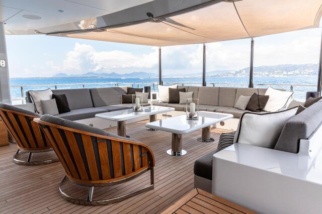 Experience Luxury: Sea Huntress, a 55m Feadship Masterpiece