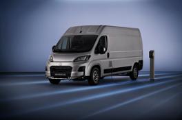 2023-proace-max-ext-01 (1)