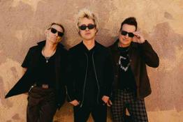 GREEN DAY 1 PhotoCredit Alice Baxley