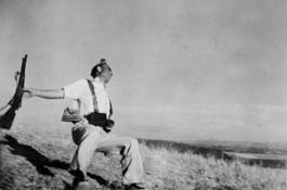 02 Robert Capa Death of a loyalist militiaman Spain, Cordoba fron, 1936
