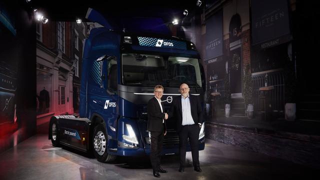 Volvo riceve un ordine per 100 camion elettrici da DFDS