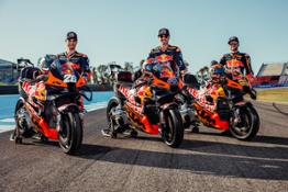 Red Bull KTM and Mobil 1 gold anniversary livery (1)