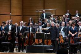 Claus Peter Flor dirige l Orchestra Sinfonica di Milano - foto Angelica Concari 24