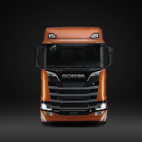 Le edizioni speciali di Scania a Transpotec 2024: Fire Edition e Scania Italia 50