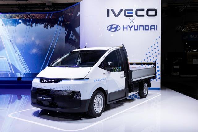 Hyundai e IVECO presentano un rivoluzionario veicolo commerciale elettrico allo IAA Transportation 2024