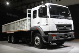 Daimler presenta i nuovi truck BharatBenz per il mercato indiano
