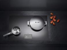 Gaggenau_Full_surface_induction_cooktop_CX_480