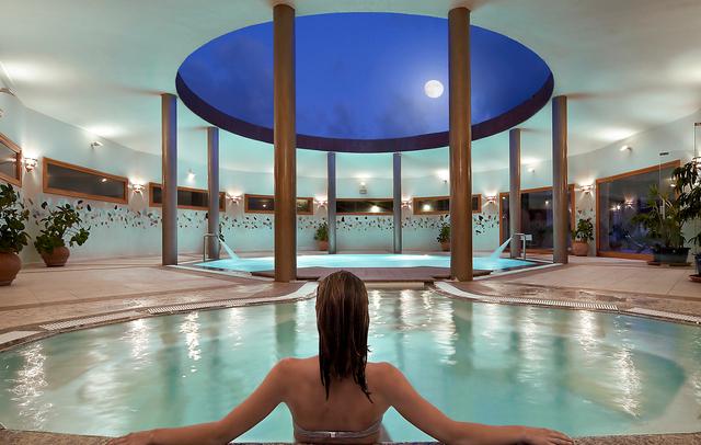 4 Marinedda thalasso Piscine interne RGB