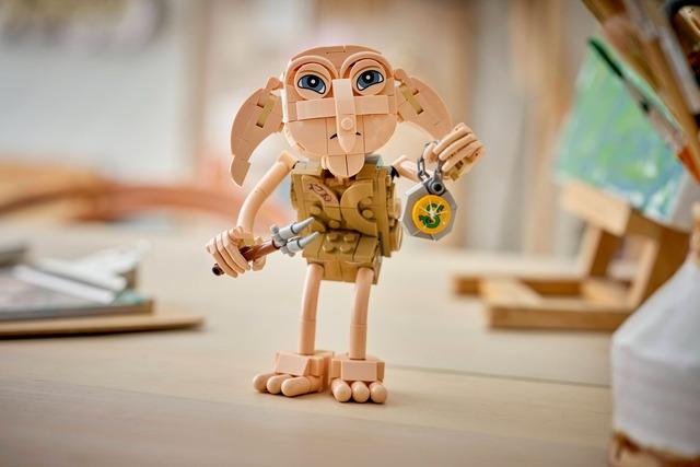 LEGO-Dobby-l’elfo-libero