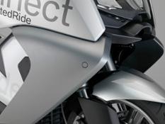 BMW Motorrad ConnectedRide - Urban Safety Concept (C 650 GT)