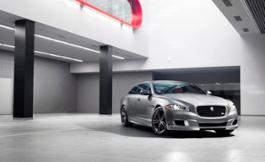 0000007063-Jag XJR New York Preview
