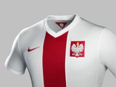 Su14_NTK_CEE_Poland_Match_Home_PR_Crest_sm_R_27780