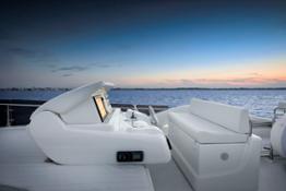 Yachts 650 Interior by Maurizio Paradisi