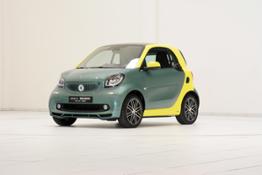 smart BRABUS tailor made fortwo coupe light racing green, tridion atomic yellow