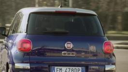 Fiat 500L Mirro footage