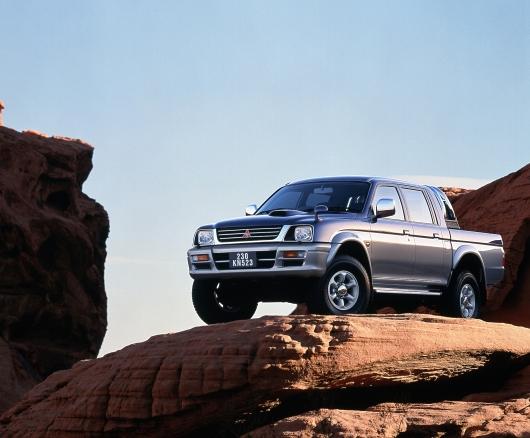 Mitsubishi pickup truck 3a generazione