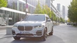 Der neue BMW X5 PHEV. On Location, München Scene3 hd