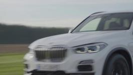 BMW clip - BMW X5 PHEV  WEB
