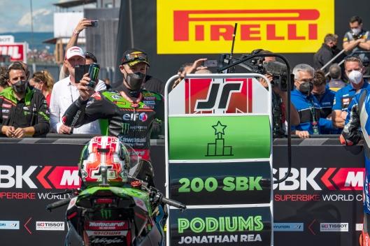 Jonathan Rea\'s 200th podium celebration